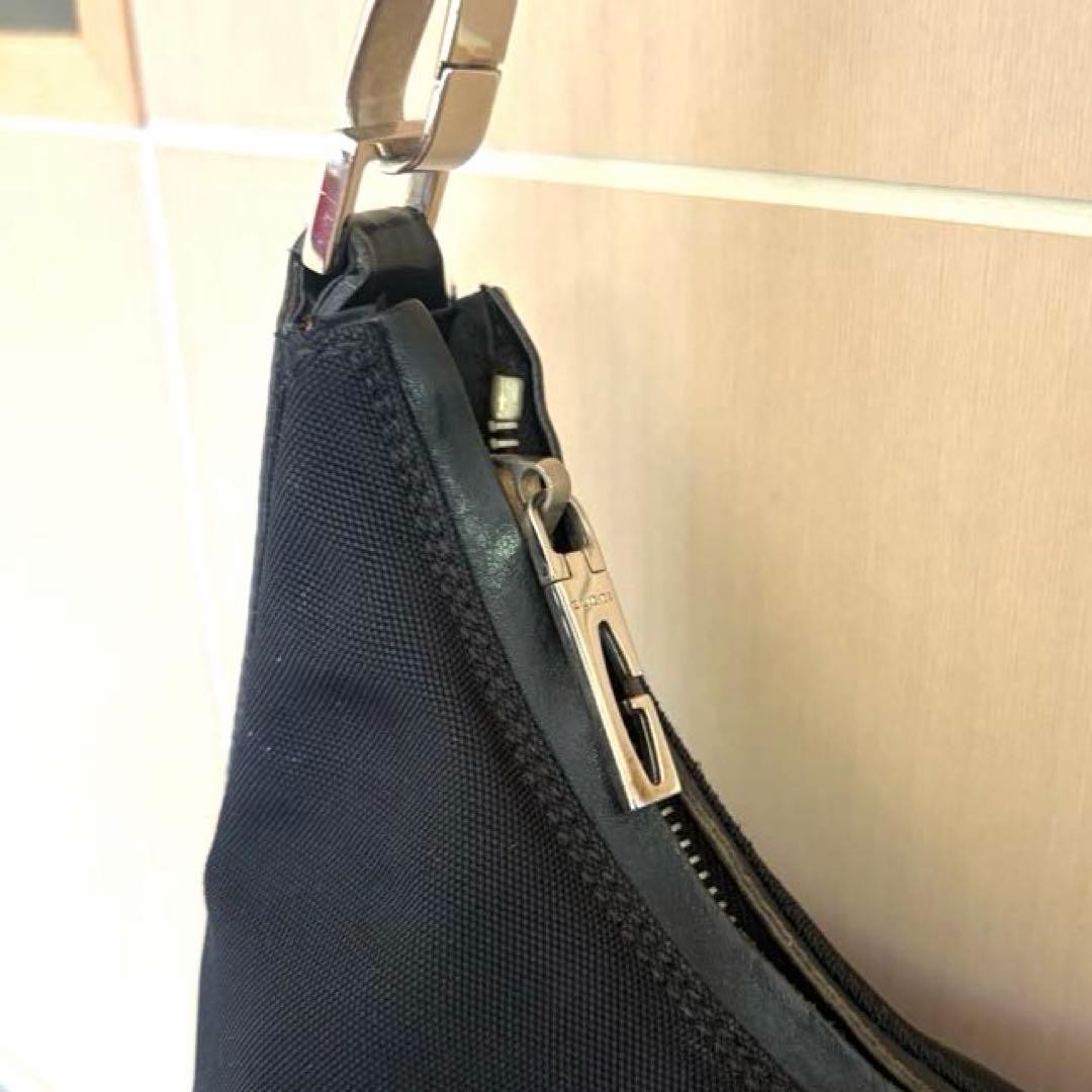GUCCI  Black Shoulder Bag — image 3