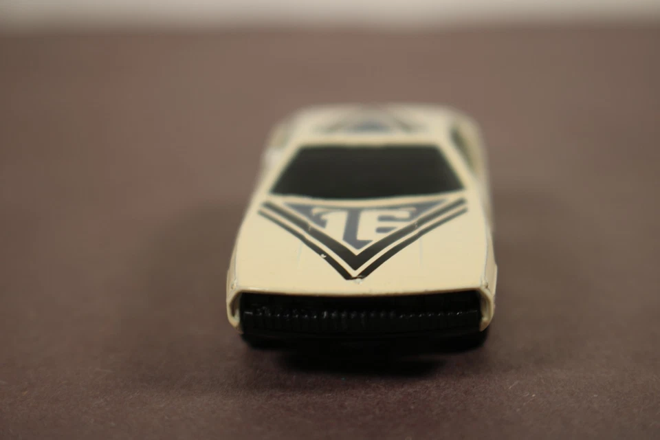 Vintage Matchbox White Super G.T.  Lamborghini Marzal LQQK - Image 2 of 4