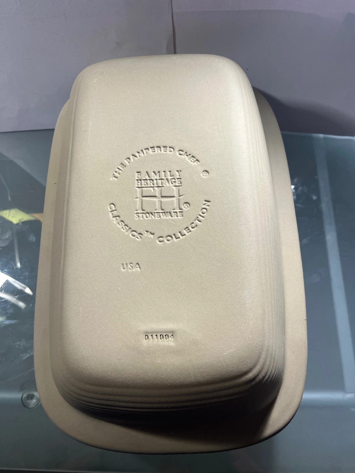 Pampered Chef Family Heritage Stoneware 17 x 11 Roaster Pan w/ Lid Dome Cover