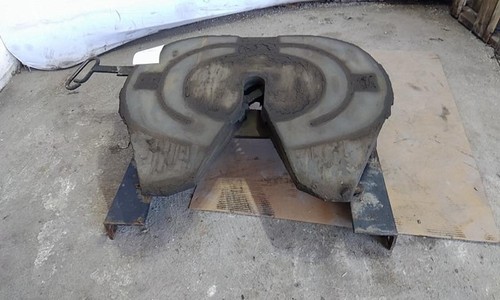Replaces 2015 JOST STATIONARY FIFTH WHEEL , CO