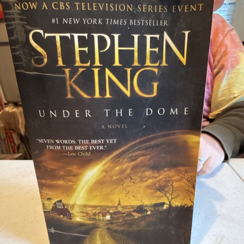 Stephen King Under the Dome First Edition Paperback Scribner 2009 Horror