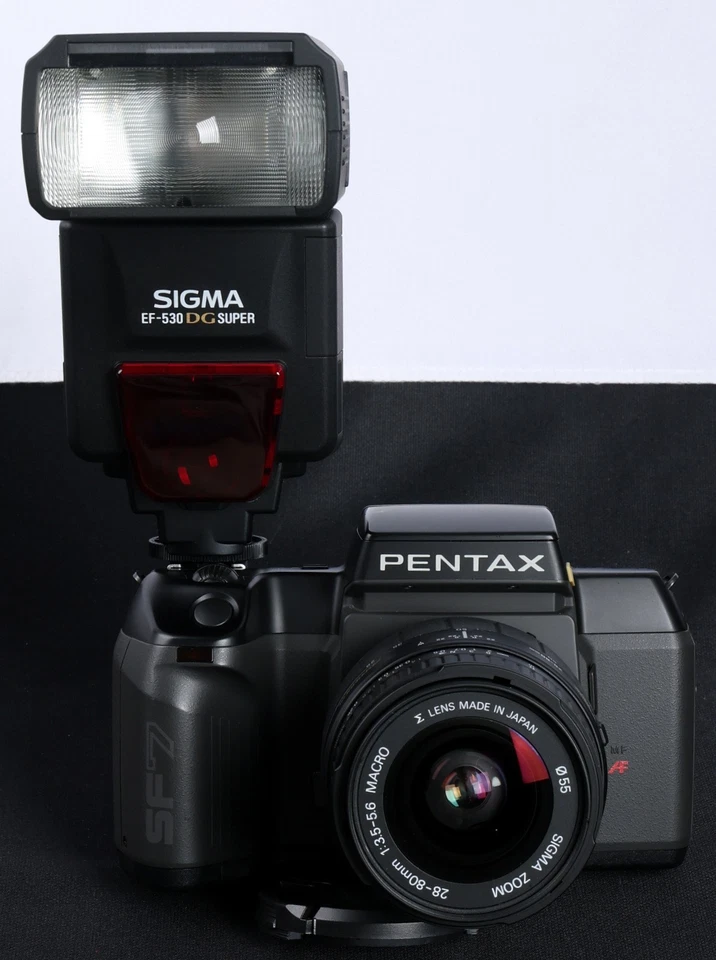Pentax SF7 QD 35mm Film AF SLR + Sigma AF 28-80mm Asph Lens & EF-530DG Super Kit - Image 4 of 4