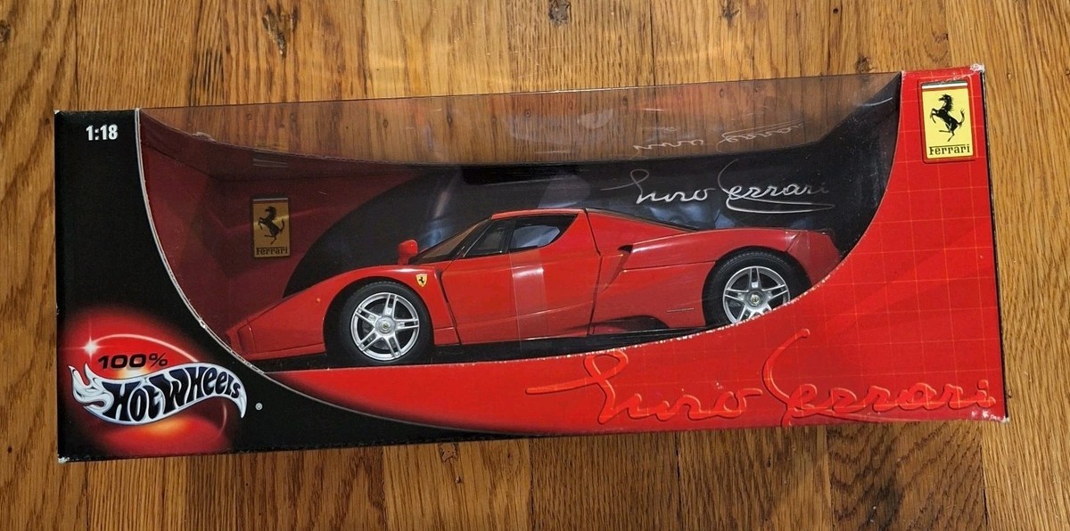 2002 Hot Wheels Enzo Ferrari Red 100% 1:18 Scale Diecast Model NEW