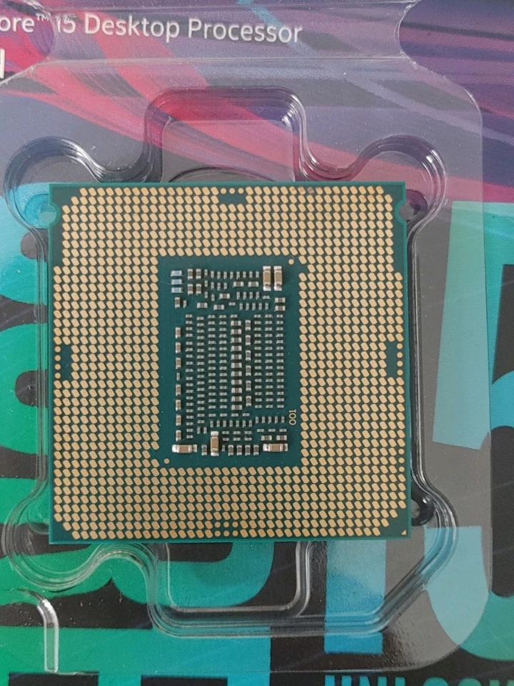 Intel Core i5 8600K 3.6 GHz LGA 1151 Processor (Used)  - Image 3 of 4