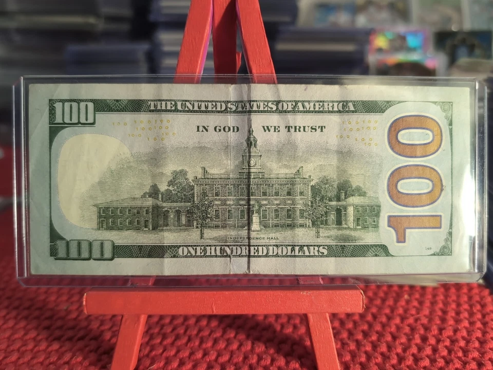 $100 Dollar Bill ⭐*Star Note*⭐ Series 2013 RARE Great Condition #MB31739418 - Image 3 of 3