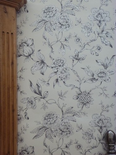 Shabby Chic Design Studio - Jardin Flower Black Toile - Smooth Wallpaper -173102 - Picture 6 of 9