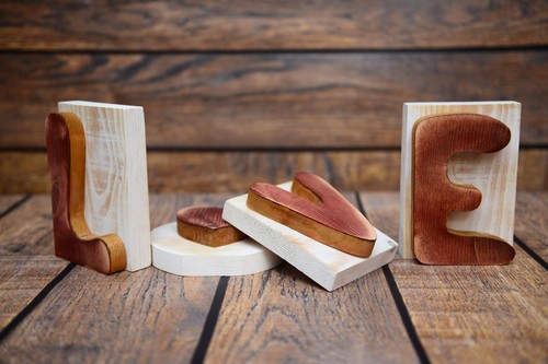 Pug - Wooden Sign 'LOVE' with the Image of a Dog Art Dog DE - Picture 7 of 7