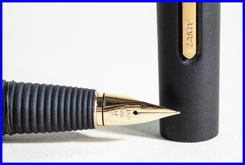Vintage Lamy Persona Mario Bellini Diseño Relleno Titanio Óxido Negro US Grav - Bild 5 von 9