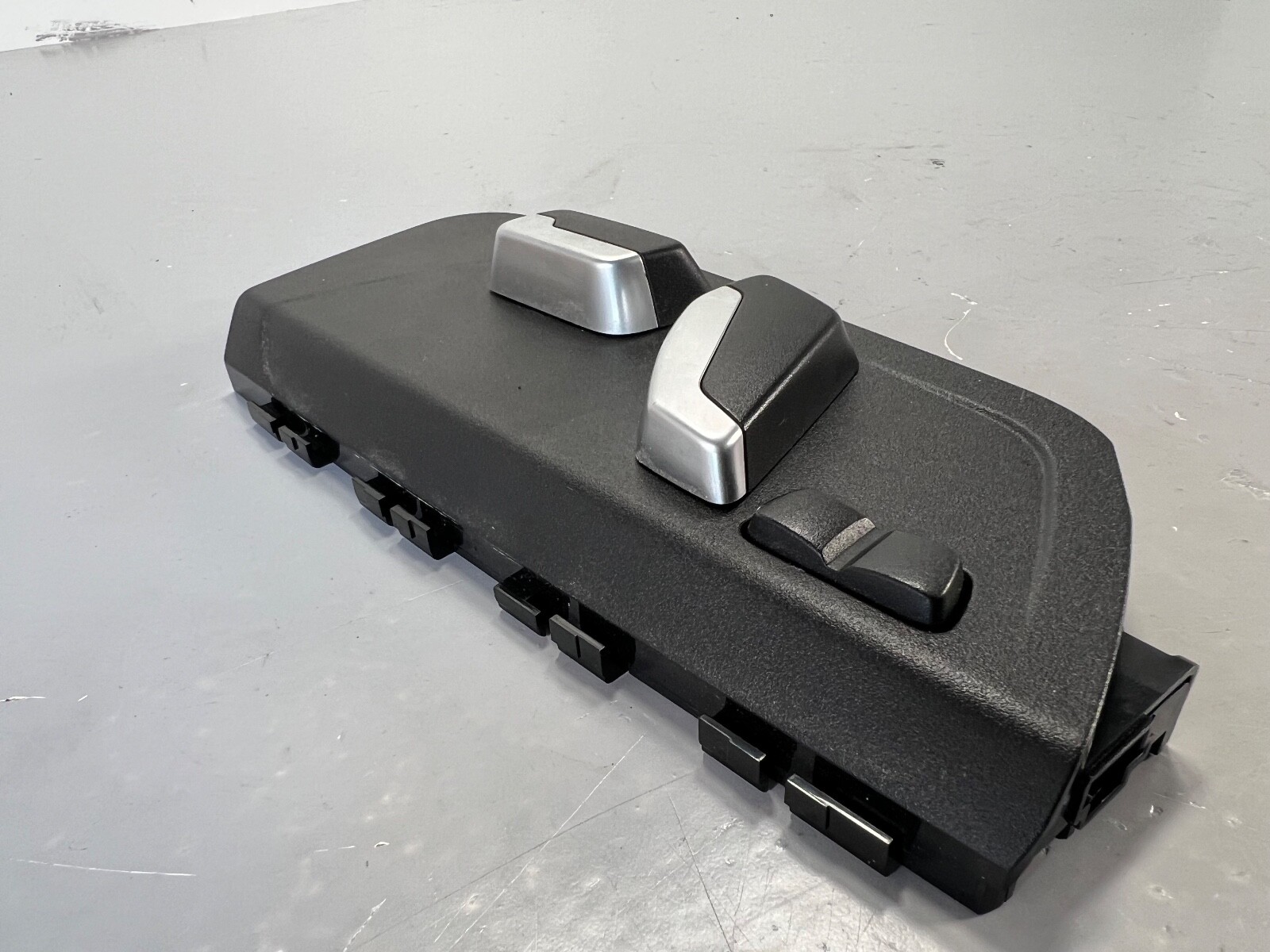 2015 BMW 320 F30 Front Right Side Power Seat Control Unit and Trim  