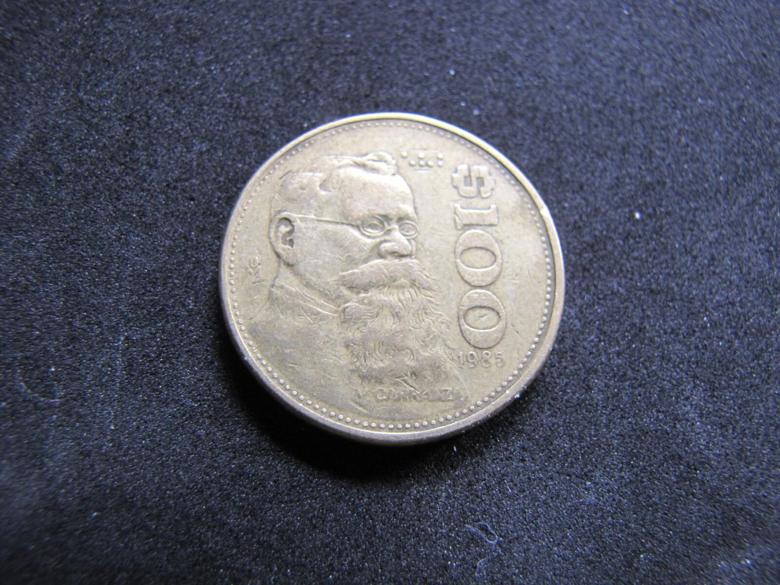 Foto 1 di 2