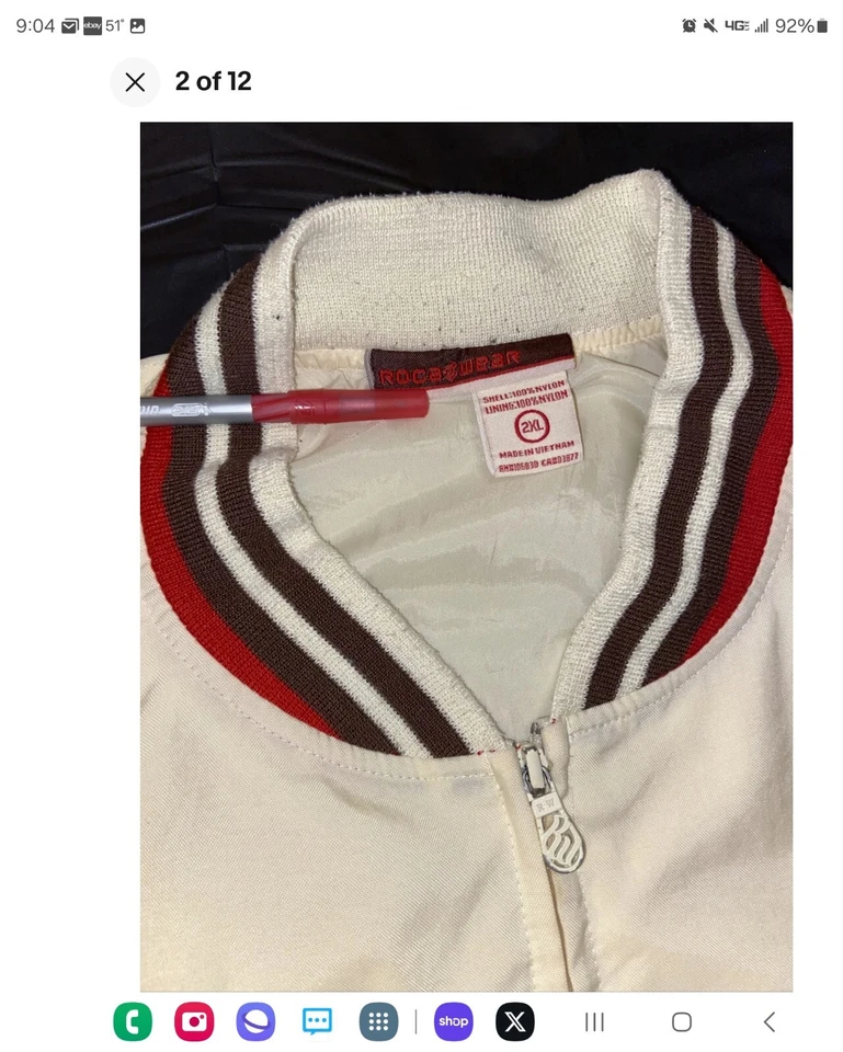 Chaqueta universitaria vintage para hombre Roca Wear color crema talla XXL 1999 a 2004 parches Foto 2 de 4