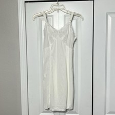 Vintage Wonder Maid Slip Dress Womens 32 White Nylon Lace Full Bridal 70s USA