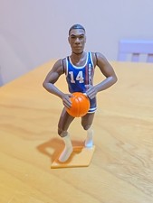 Kenner 1990 Oscar Robertson Starting Lineup Action Figure Loose