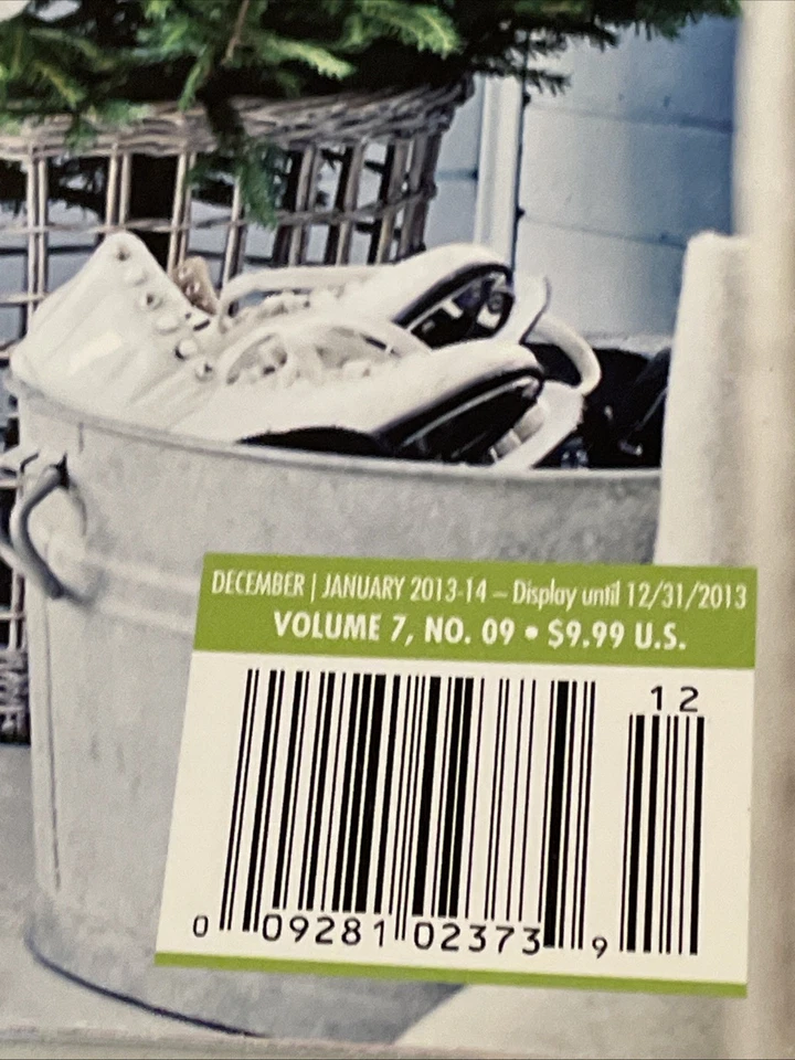 COTTAGES & BUNGALOWS tree decor galore holidays CHRISTMAS December 2013 & 2020 - Image 2 of 3