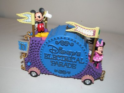 HALLMARK KEEPSAKE 2023 ELECTRICAL PARADE MICKEY CHRISTMAS ORNAMENT