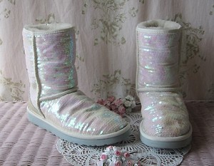 white sparkle uggs
