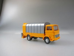 Wiking:MB 1317 Müllwagen o. Lenkrad, o. Spiegel  (PK)