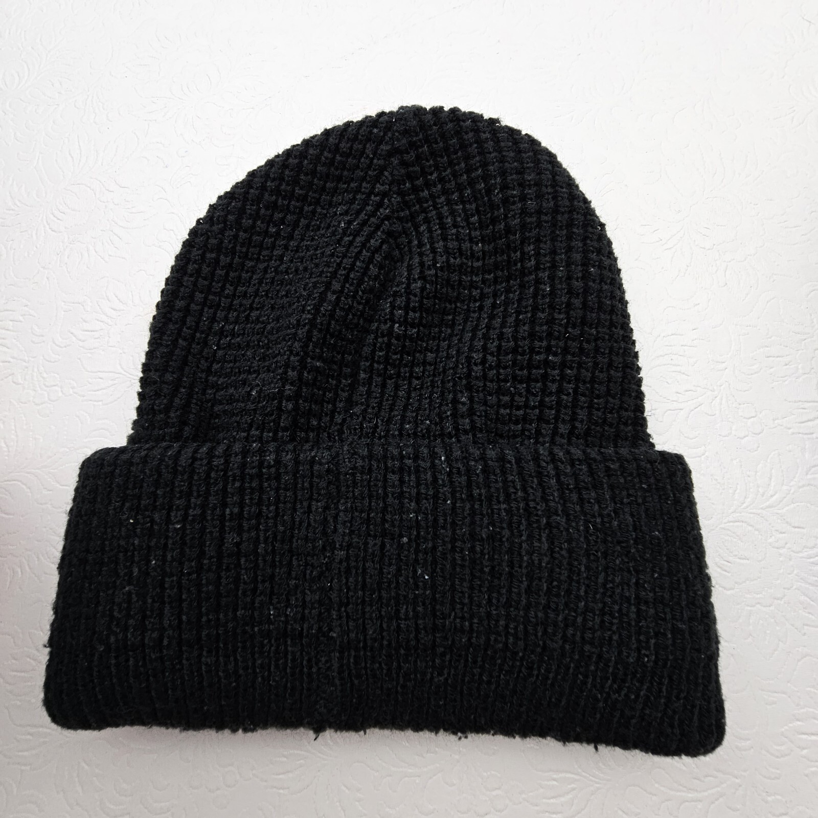 Hollister Adult Unisex OS Chunky Cable Knit Beanie Hat Cap Black White Logo eBay