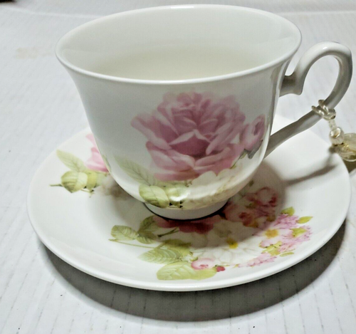 Summer River Cup, Saucer BV Copyright Pink & White Roses Mint condition - Picture 2 of 7