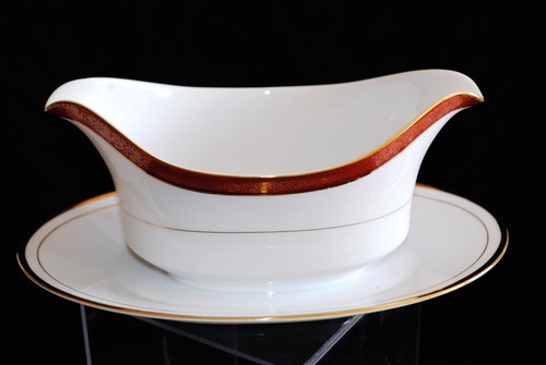 CROWN EMPIRE FINE CHINA EMPRESS DINNERWARE GRAVY BOAT ATTACHED UNDERPLATE JAPAN