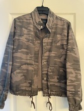 Womens s Sanctuary Camo Jacket, Size small- EUC