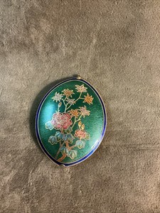 Vintage brass metal cloisonné enamel floral design necklace medallion/fob as is