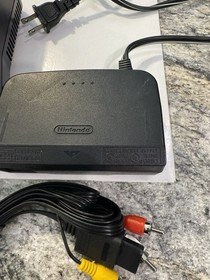 Nintendo 64 N64 Console Bundle 2 Controllers Untested Powers On