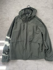 UNIQLO Men s Olive Green Hooded Lightweight J...