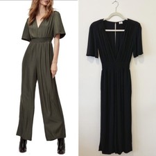 Aritzia Wilfred Women  s Illana Black Jumpsuit V-Neck Wide Leg Flutter Sleeves XS