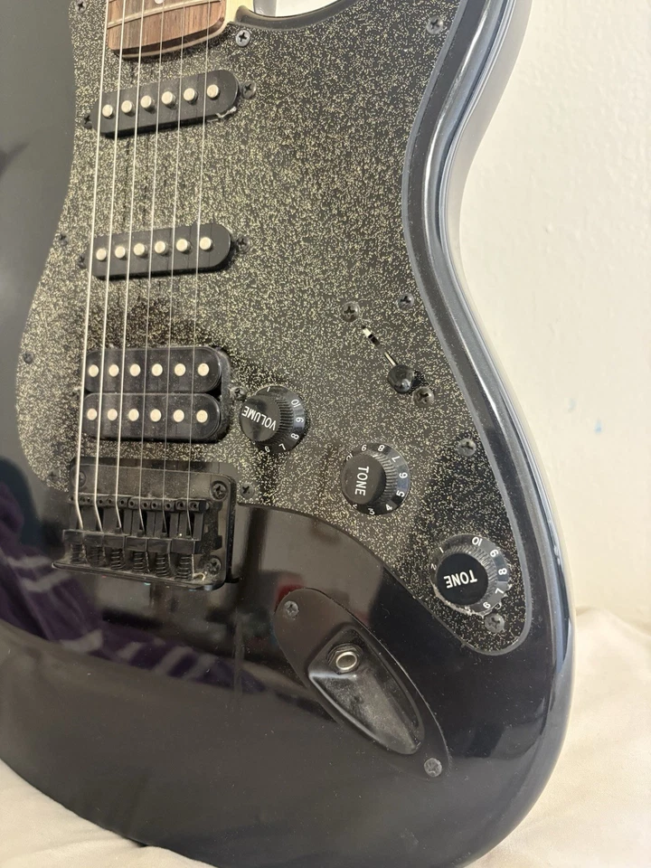  Squier Bullet Stratocaster HSS Hardtail Limited-Edition Electric Guitar - Image 2 of 4