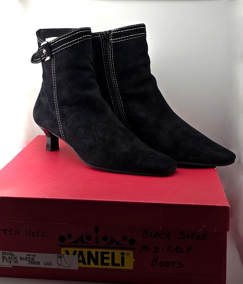 Vintage Vaneli Edgy Rivel Black Suede & Silver Side-Zip Kitten Heel Boots 7.5 W - Image 2 of 4
