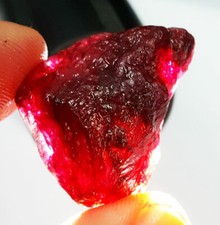 Natural Red Beryl Bixbite Rough Loose Gemstone 30.20 Ct Certified Rough Gem