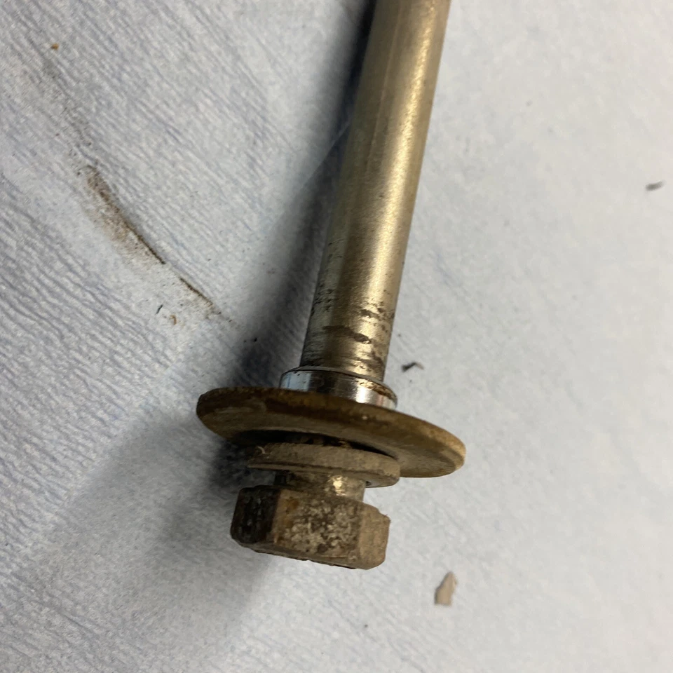 1976 John Deere Vintage Snowmobile Cyclone 440 primary drive clutch Bolt Good - Image 2 of 3