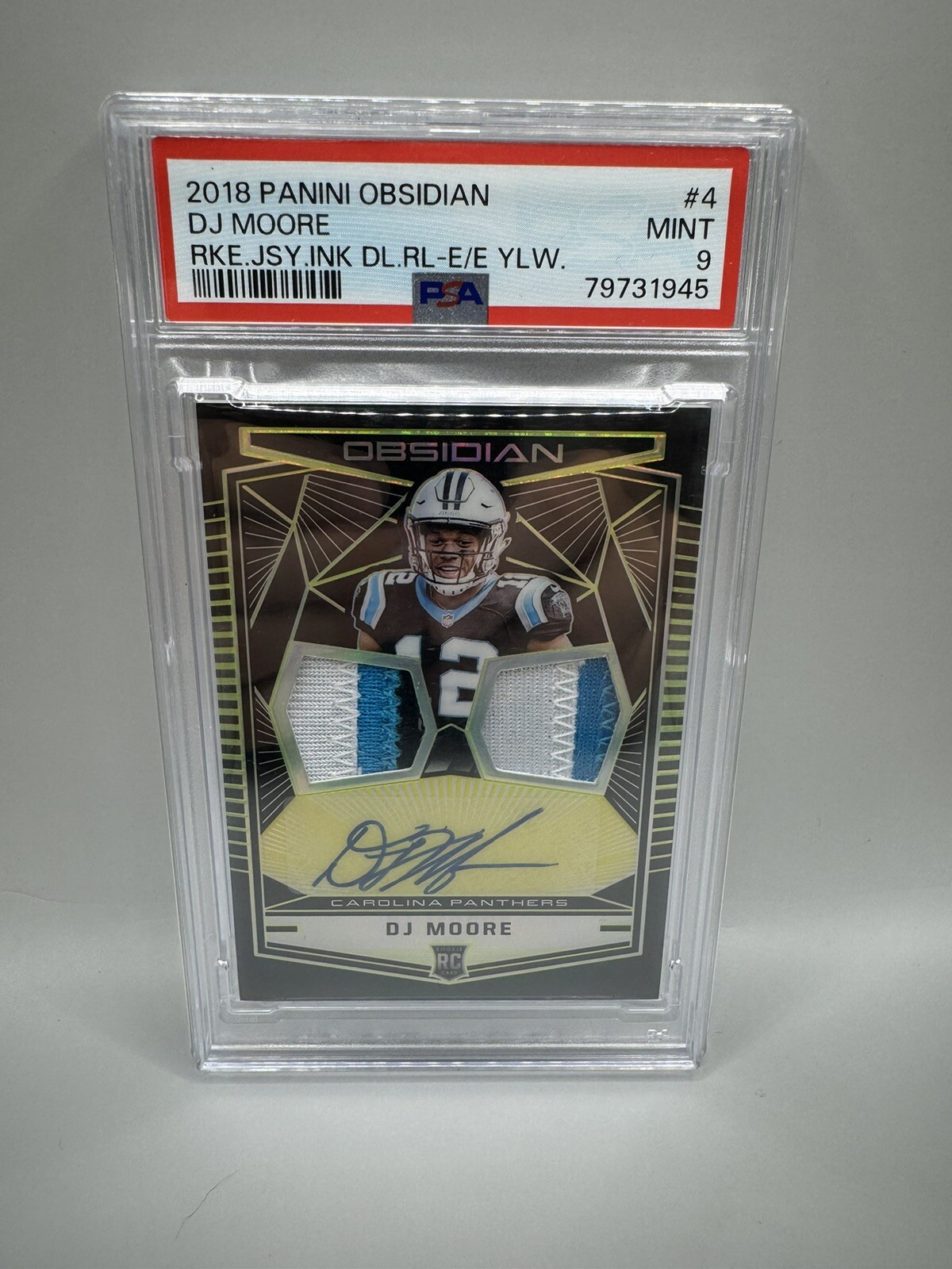 DJ Moore Panini Obsidian Rookie Jersey Ink Dual Relics #4 Electric Etch Yellow