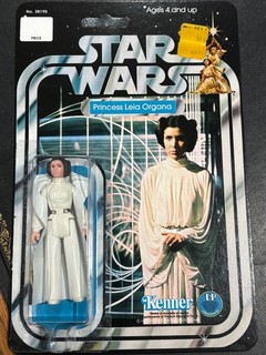 Star Wars Vintage Princess Leia Organa on an unpunched 12 back card MOC 1977