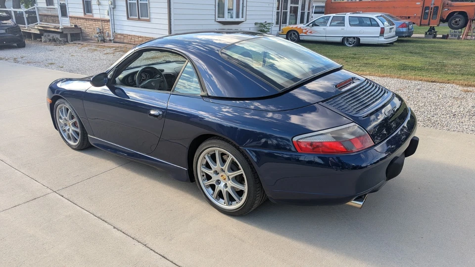 2001 Porsche 911 CARRERA 2 Cabriolet - V8 LS Swap Foto 3 de 4