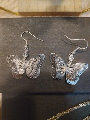 Hermoso juego de 3 piezas Butterfly Silver nuevo sin etiquetas ✨ The Butterfly 🦋 Galería Canadá Foto 2 de 3