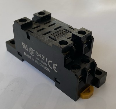 PTF08A Relaissockel für LY2J LY2NJ HH62P JQX-13F/2Z UK 8 Pin Hutschienenmontage