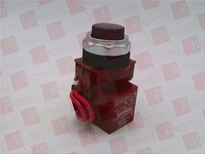 SIEMENS 3SB03-TL2R / 3SB03TL2R (NEW IN BOX)