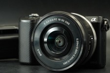 Sony Alpha a5000 Mirrorless Digital Camera with Lens Black -278 cuts- 11716