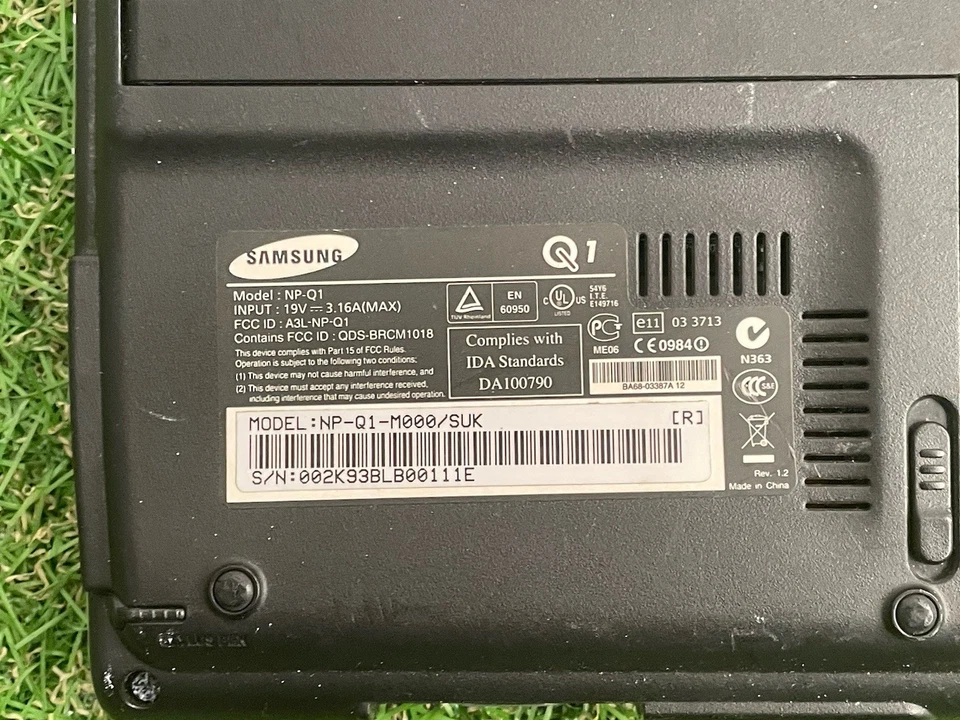 Samsung NP-Q1 Ultra Mobile PC UNTESTED (C282) - Image 3 of 3