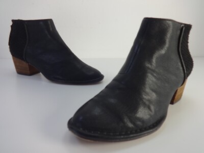 Damenstiefel Größe 6 Clarks schwarz Leder Reißverschluss hinten Bootie niedrige Absätze. EU39,5