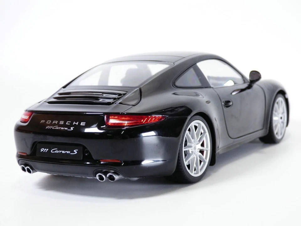 PORSCHE 911 - 991 CARRERA S noir 1/18 - Immagine 2 di 4