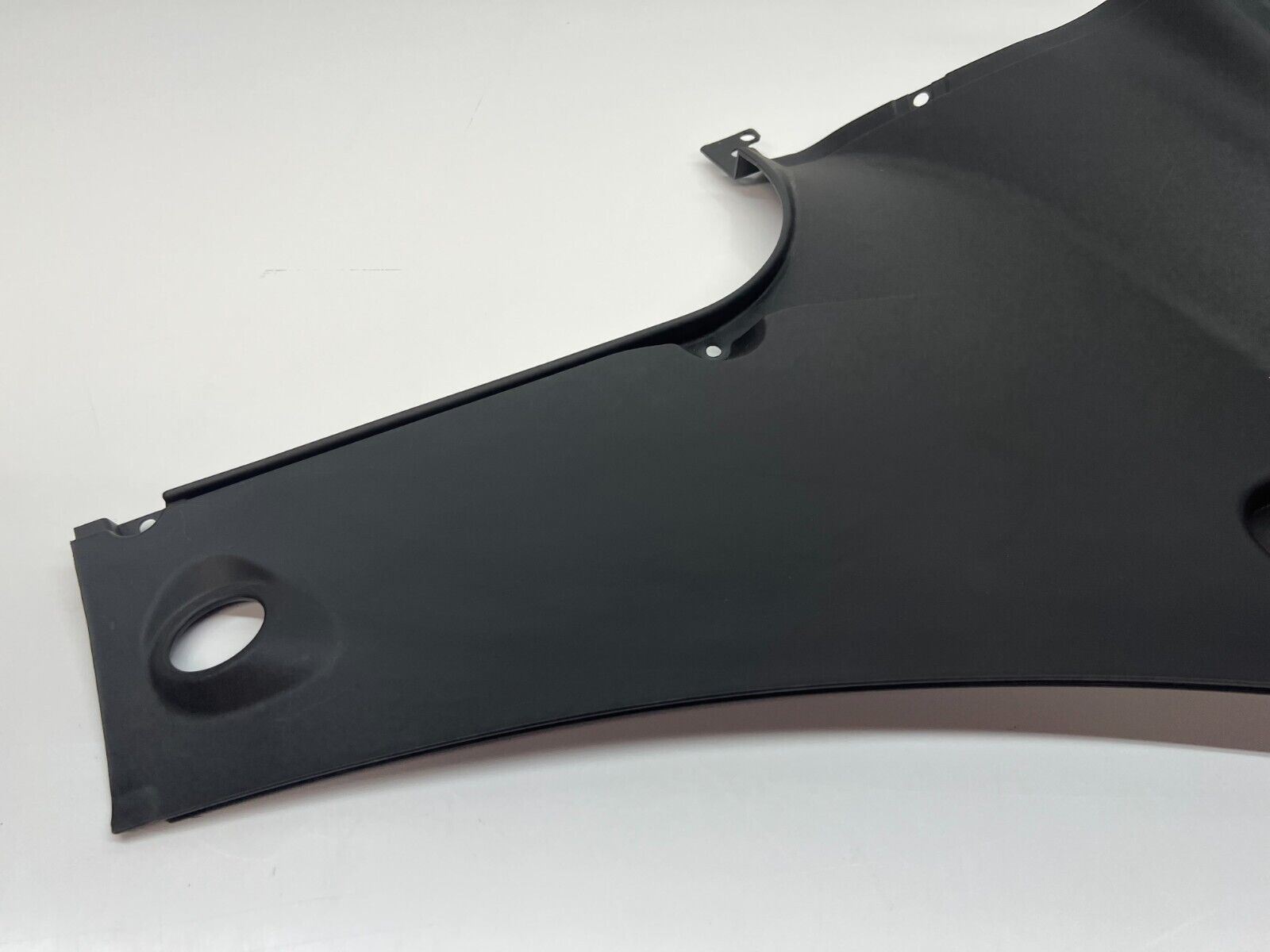 FERRARI 488 GTB PASSENGER RIGHT RH UNDER WINDSHIELD COWL OEM 87149300