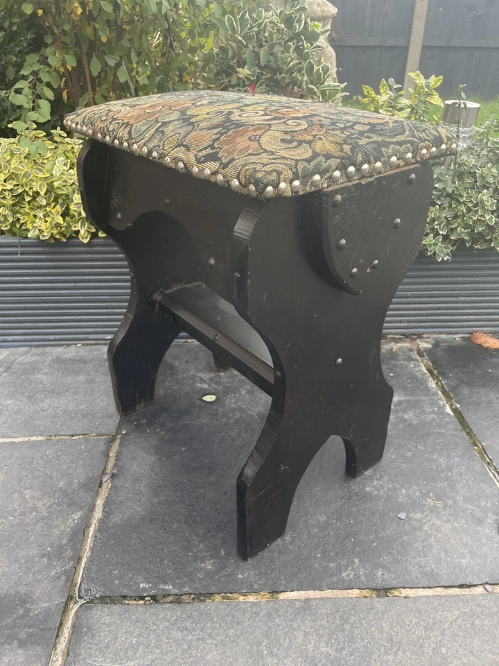 Tapiz antiguo, roble, taburete de oración, taburete de pie Foto 3 de 4