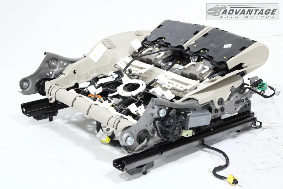 Lincoln Continental 2017-2020 asiento del lado del pasajero delantero marco de pista inferior OEM Foto 3 de 4