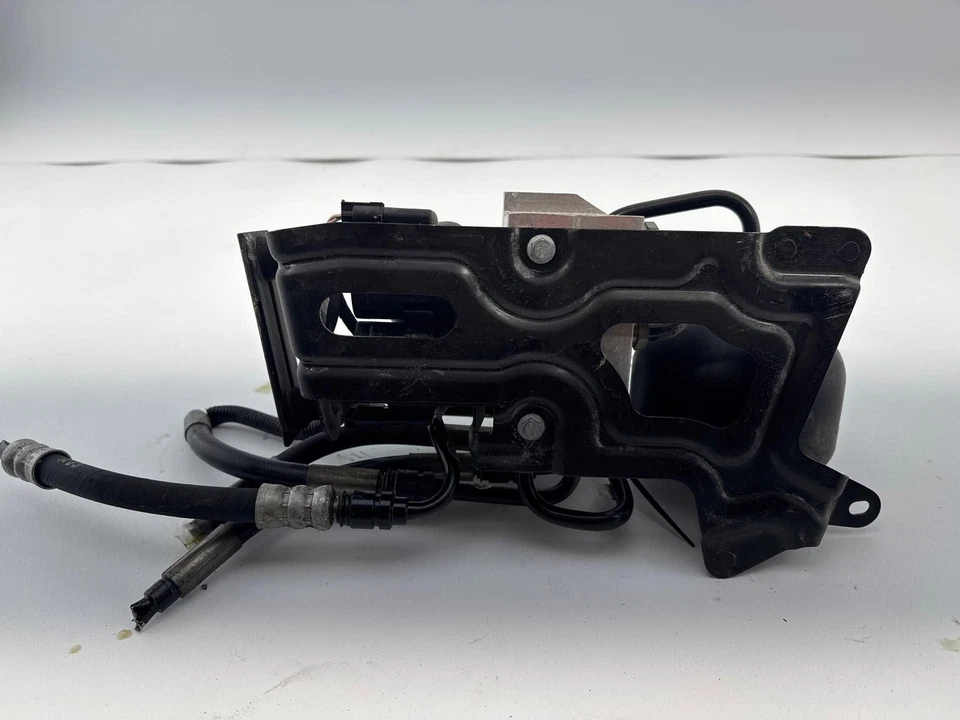 03-11 Mercedes R230 SL550 SL600 Rear Hydraulic Valve Block Suspension Pump OEM - Image 4 of 4