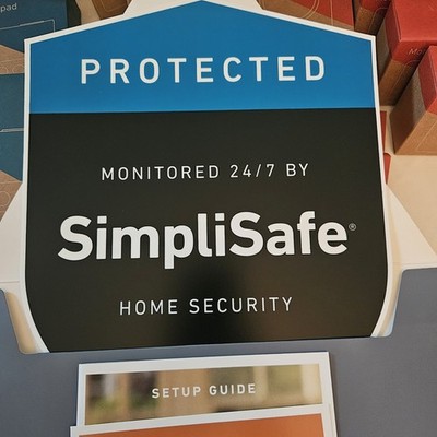 26 Piece SimpliSafe Security System - ModelSSCS3 Base, Plus Extras, New In Box