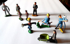 LOT/9 VINTAGE LEAD FIGURES BY BARCLAY, MANOIL AND J. HILL LIST IN DESCRIPTION