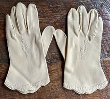 Vintage 60s Crescendoe Handmade Wrist Gloves Womens 7 Cream Leather Tailored